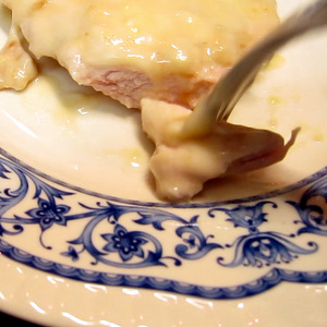 "Pollo encebollado con bechamel" MVI_2637.MOV.Still001.jpg